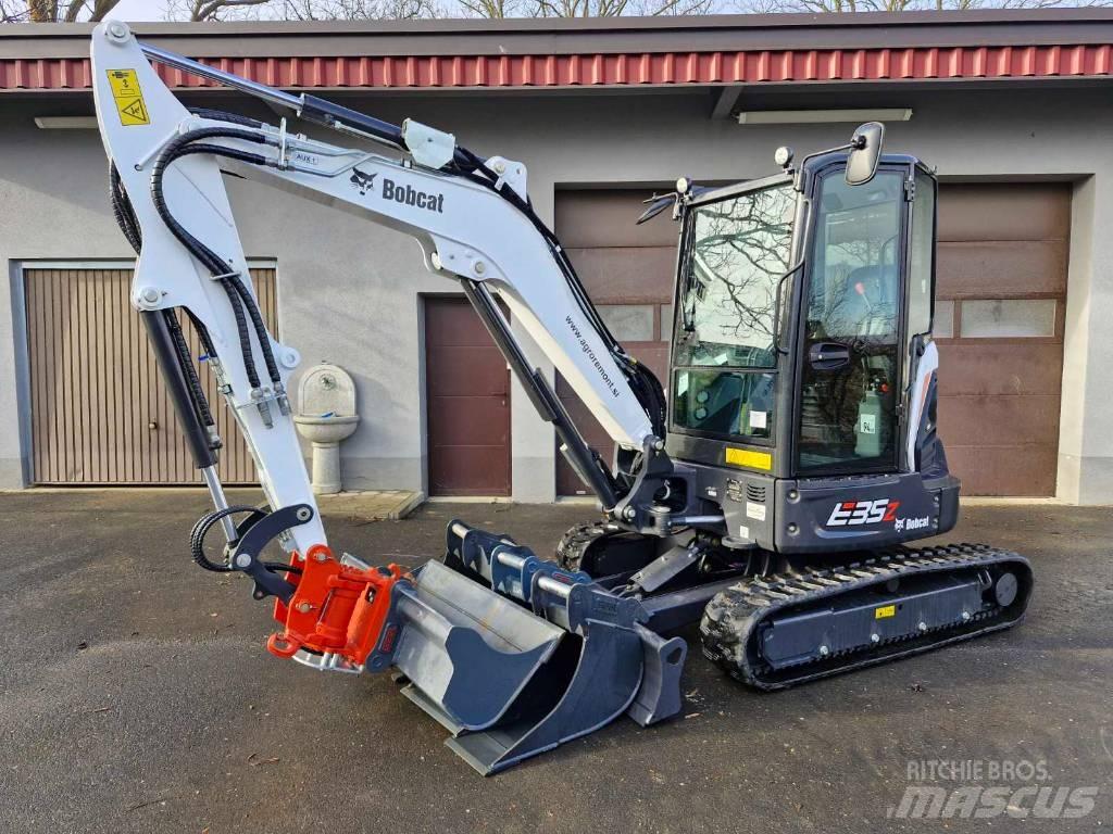 Bobcat E35z 小型挖掘机