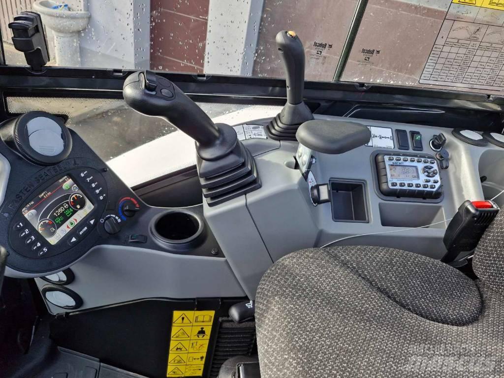 Bobcat E35z 小型挖掘机