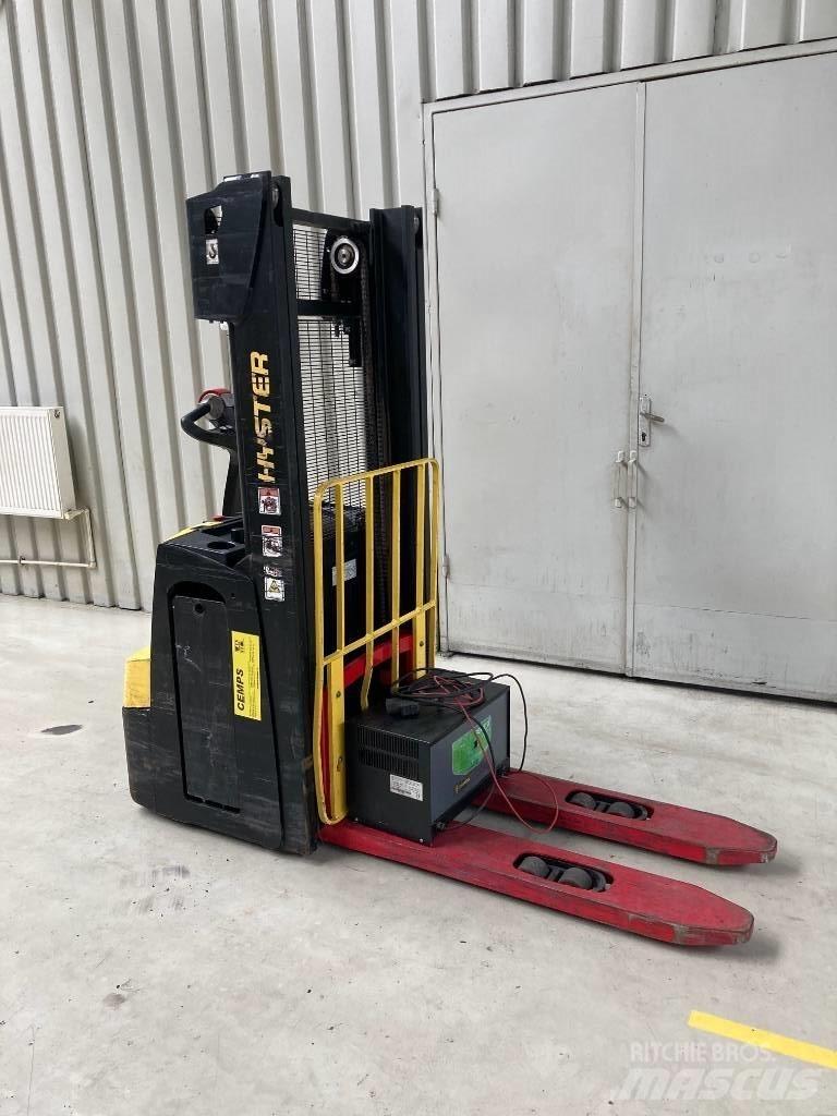 Hyster S 1.2 手推堆垛车
