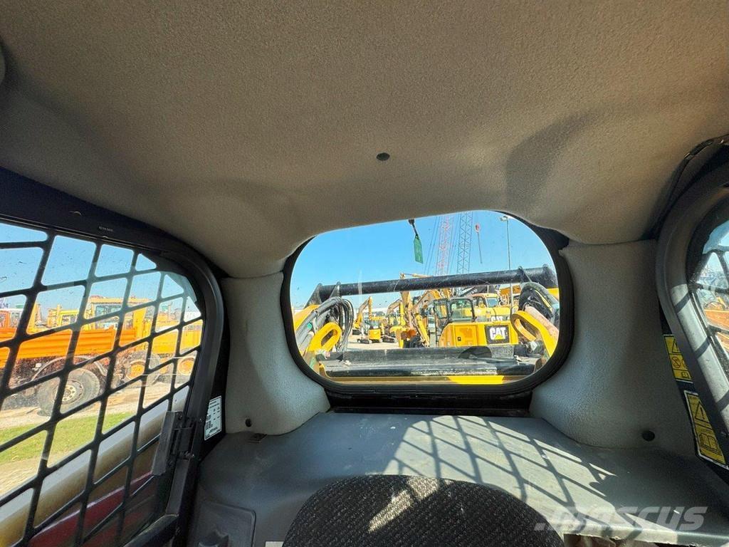 CAT 287D NVT 滑移装载机