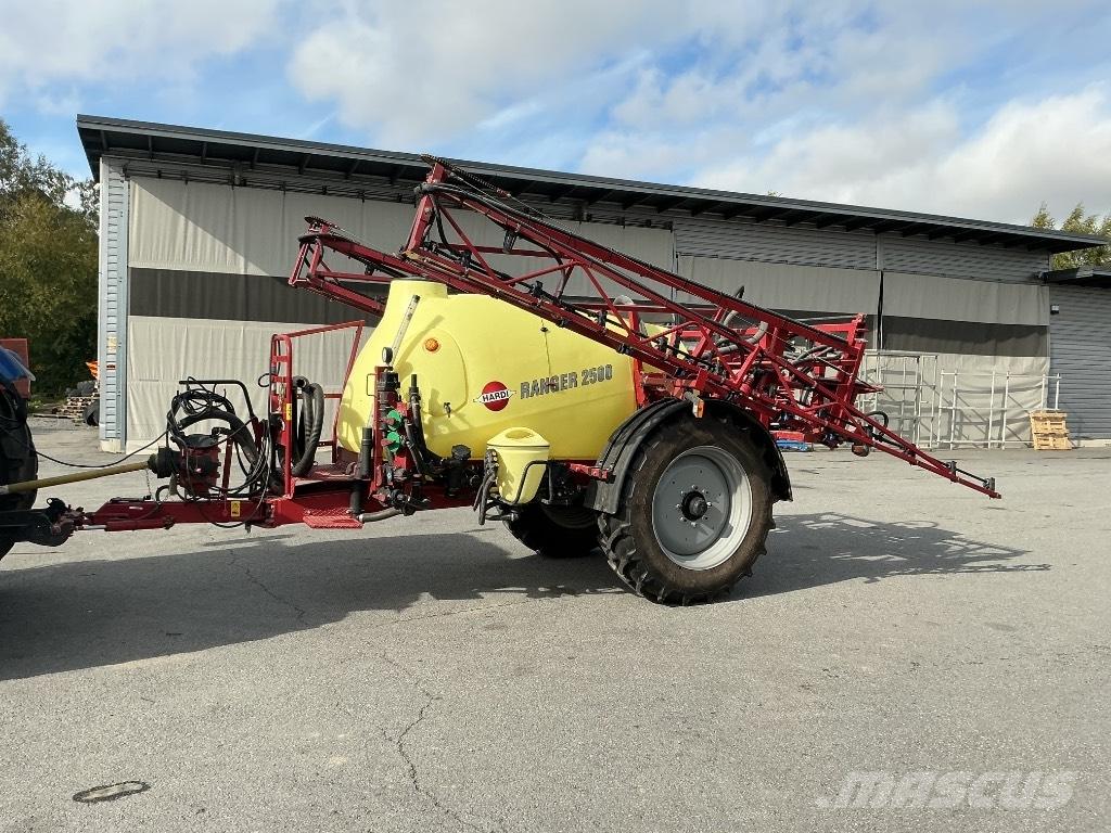 Hardi Ranger 2500 牵引式喷雾机