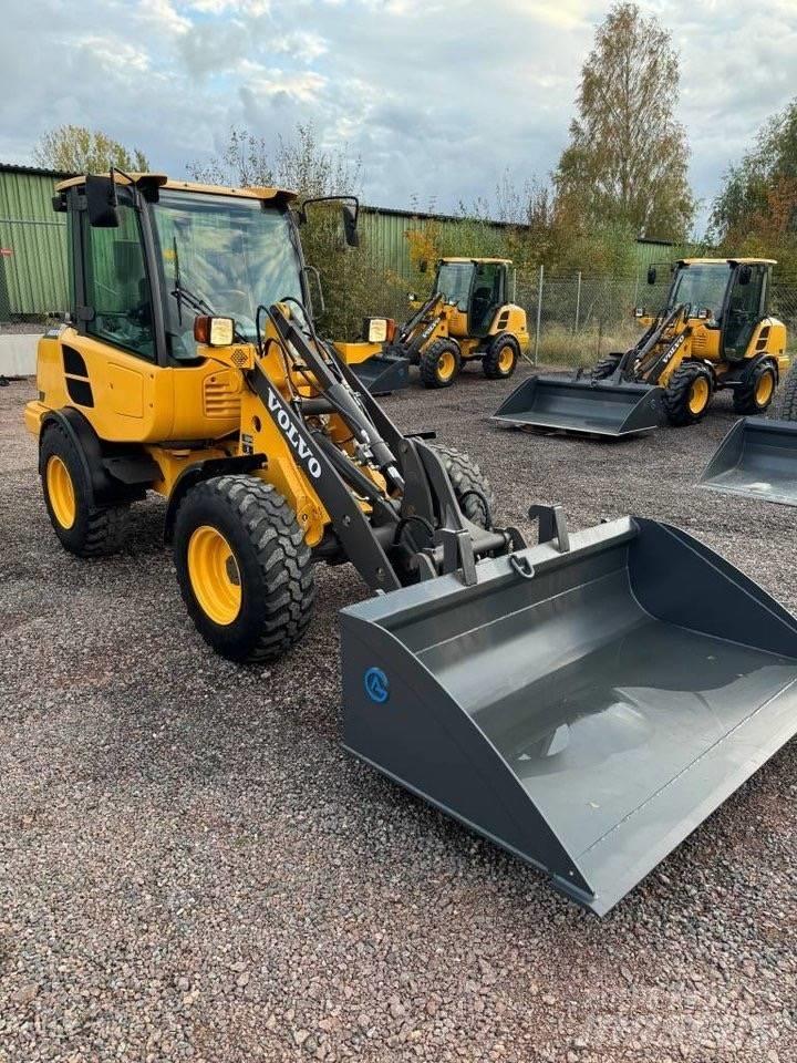 Volvo L 25 F 轮式装载机