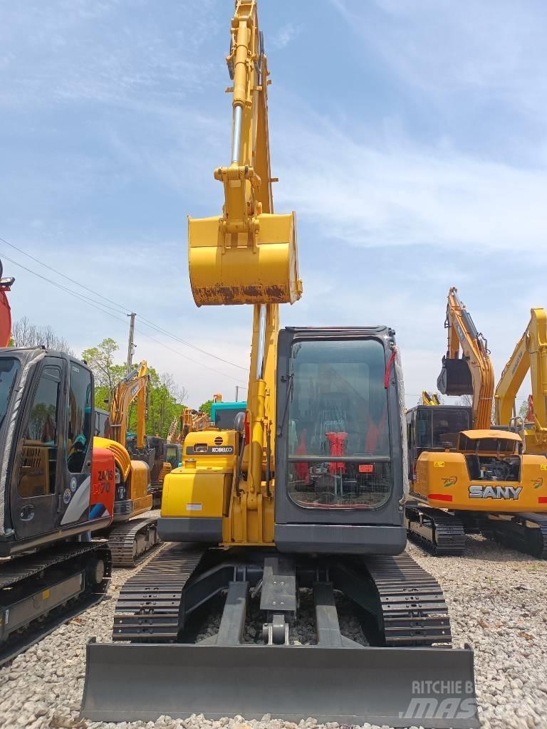 Kobelco SK 75 小型挖掘机