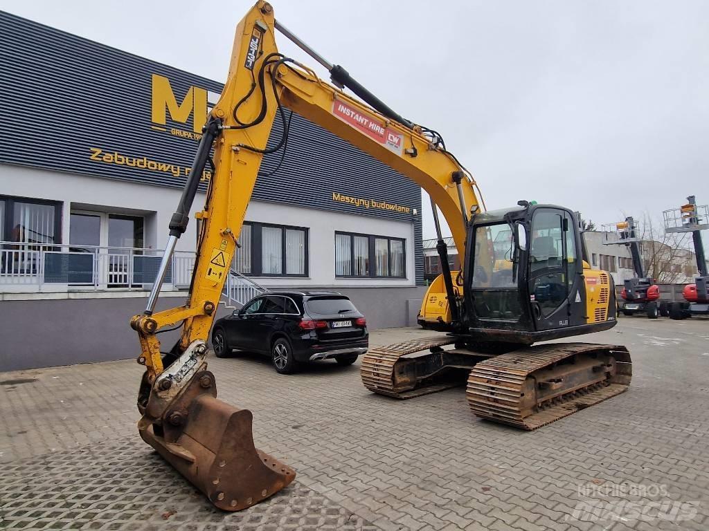 JCB JS 131 LC 履带挖掘机