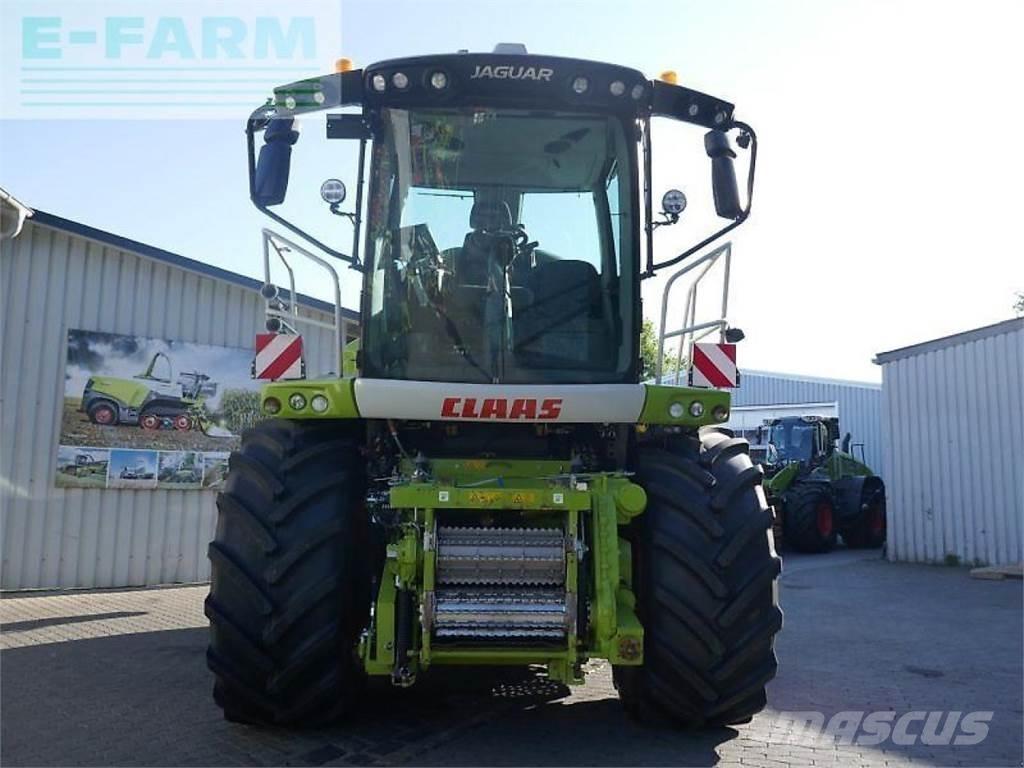 CLAAS jaguar 970 自走式青贮饲料收割机