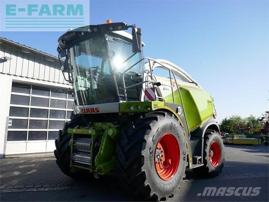 CLAAS jaguar 970 自走式青贮饲料收割机