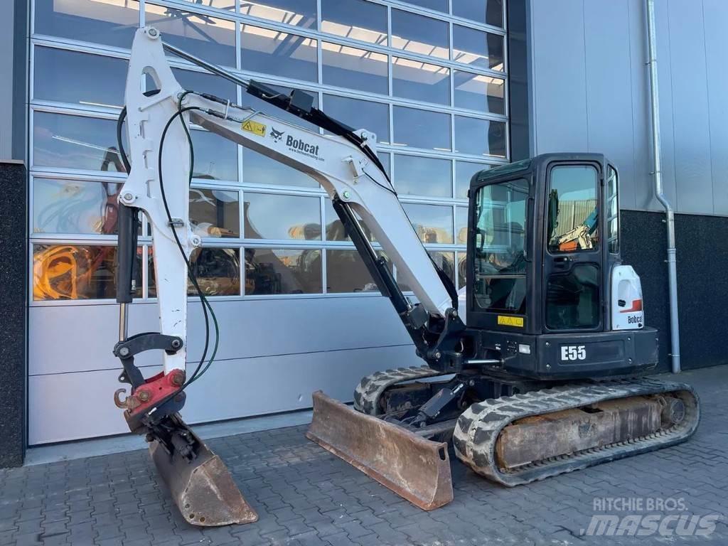 Bobcat E55 小型挖掘机