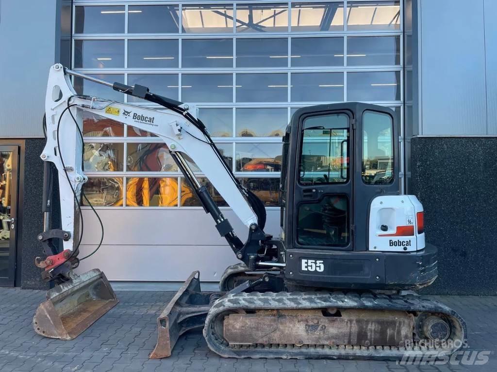 Bobcat E55 小型挖掘机