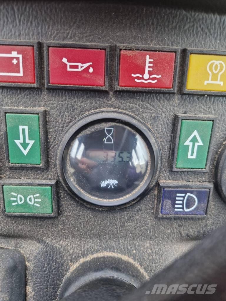 GiANT G 2500 HD 轮式装载机