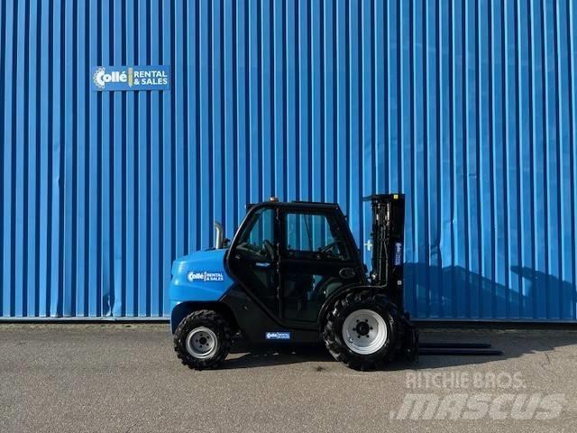 Manitou MC25-4 伸缩臂叉装车|叉装车
