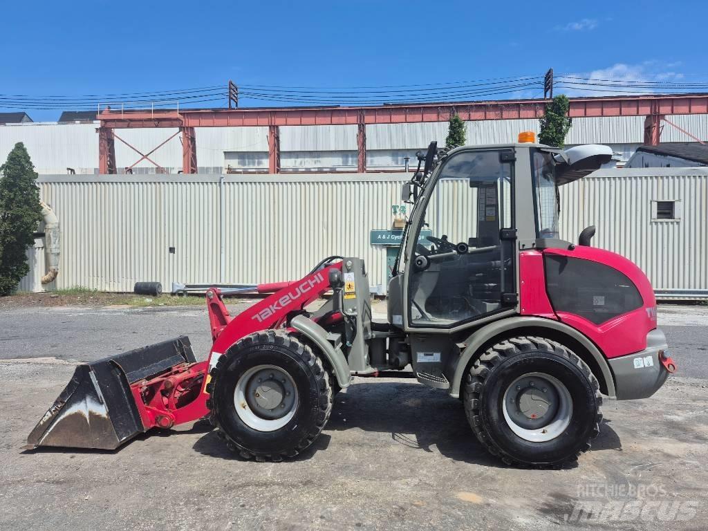 Takeuchi TW 60 轮式装载机