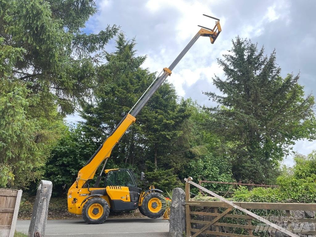 JCB 540-140 伸缩臂叉装车|叉装车