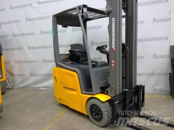 Jungheinrich EFG 112 电动叉车