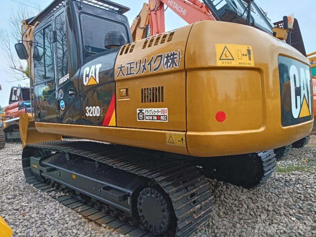 CAT 320D2 中型挖掘机