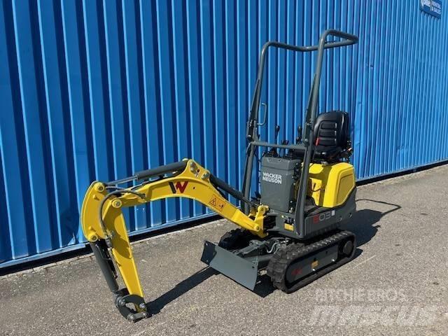 Wacker Neuson 803 小型挖掘机