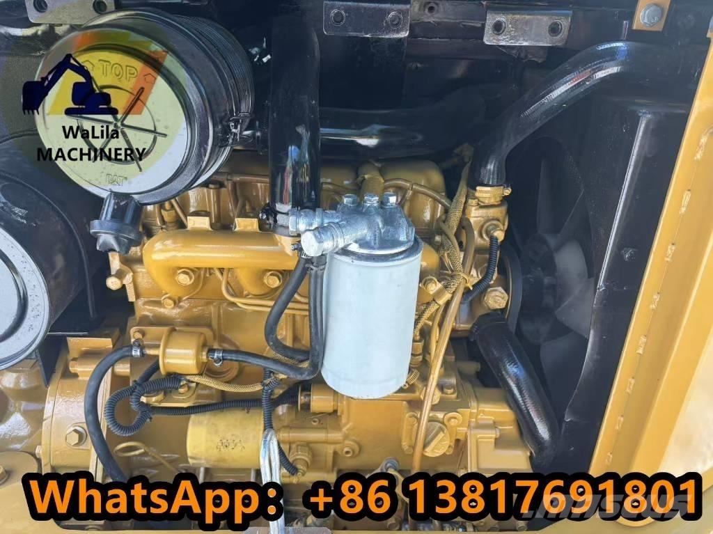 CAT 305 C CR 小型挖掘机