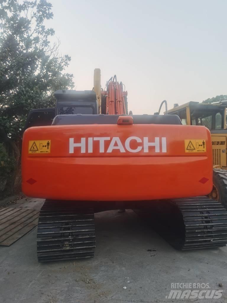 Hitachi ZX 200 履带挖掘机