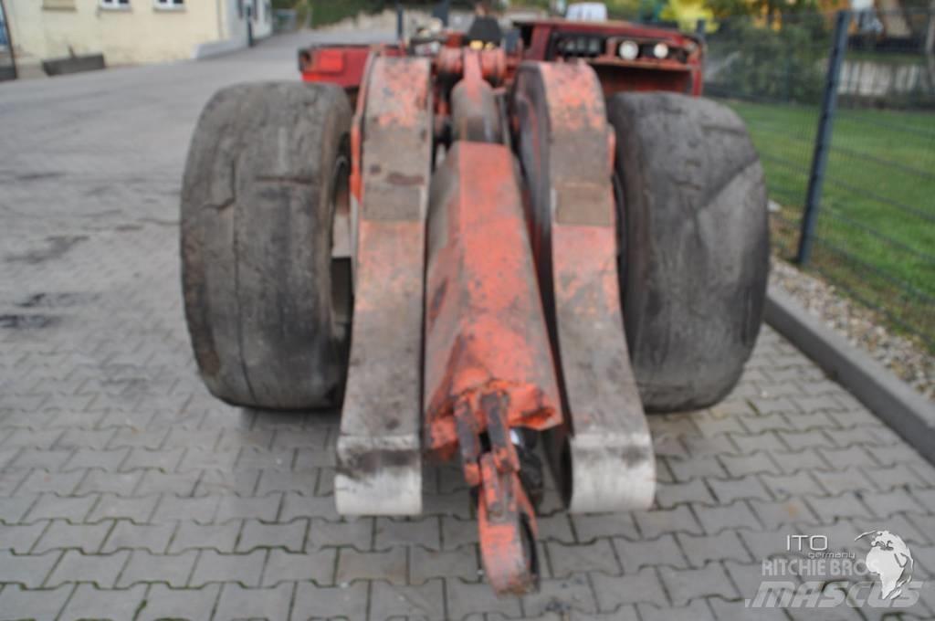 Sandvik LH 208L 地下装载机