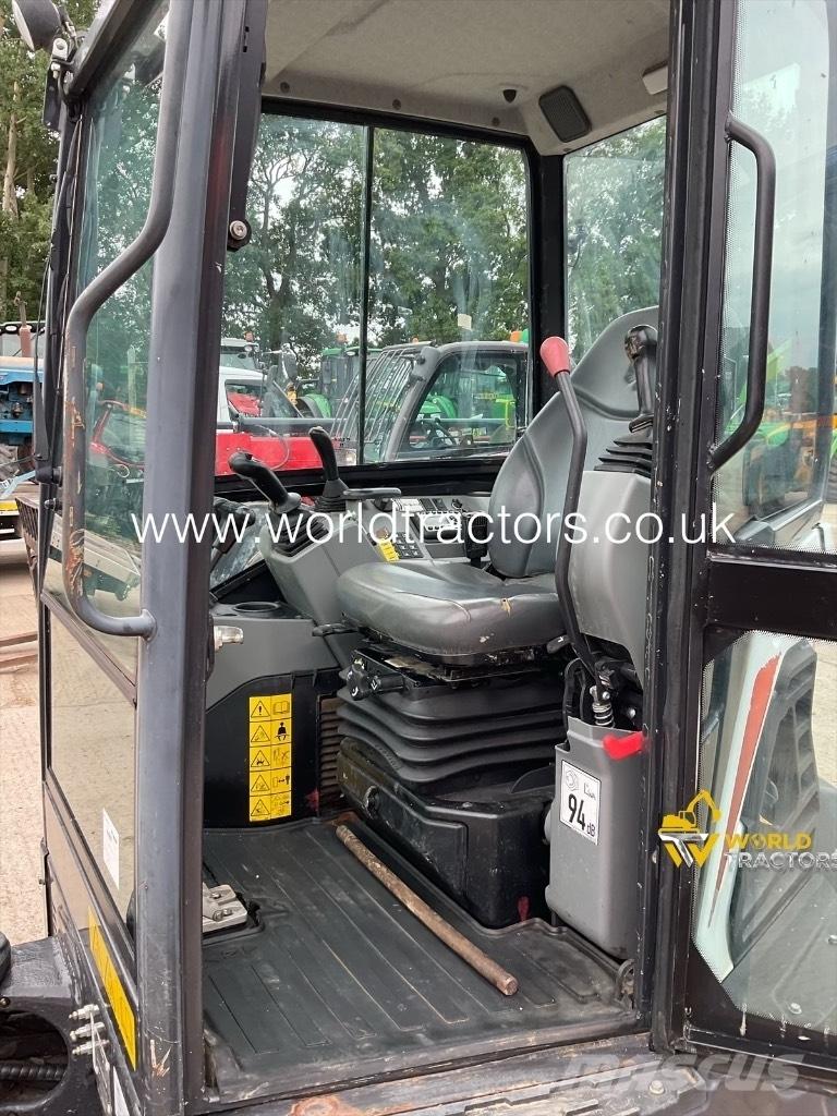 Bobcat E 27 小型挖掘机