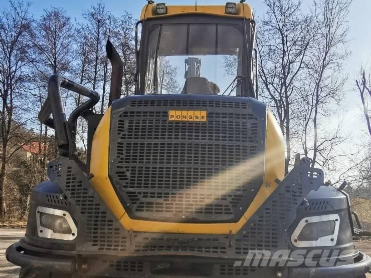 Ponsse Bear 8W 收割机