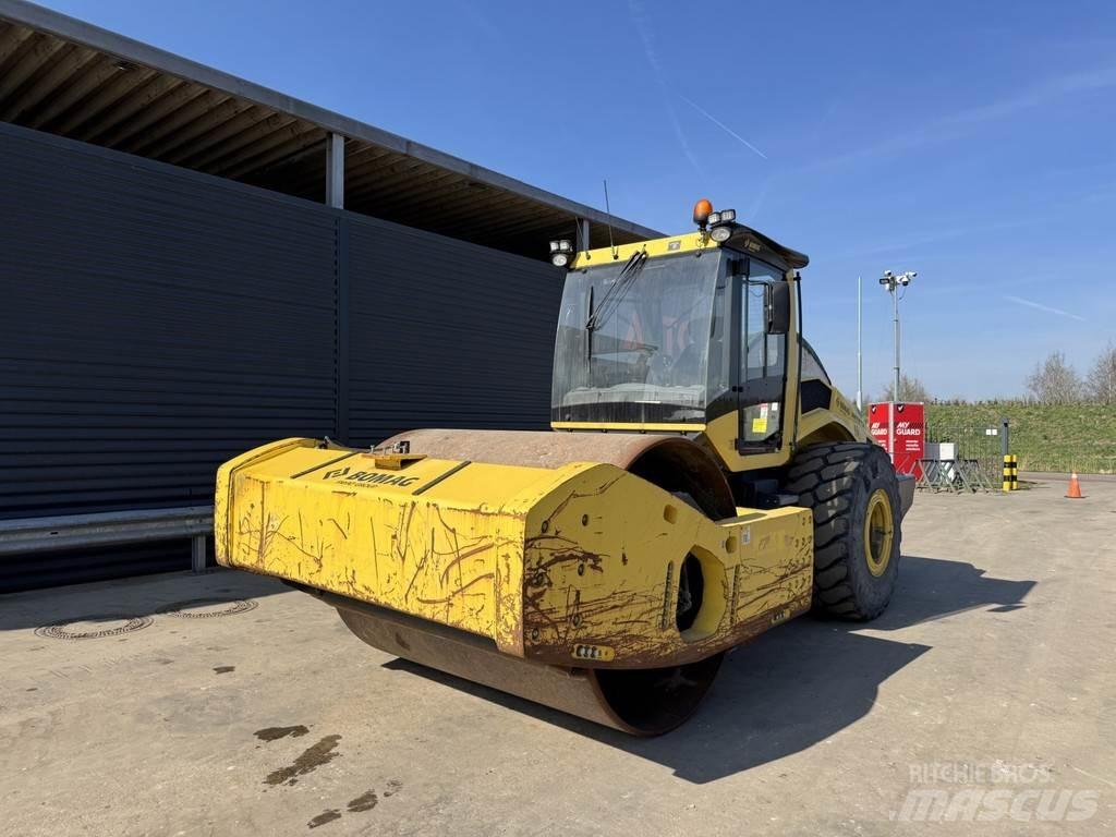 Bomag BW 226 BVC-5 单轮压路机