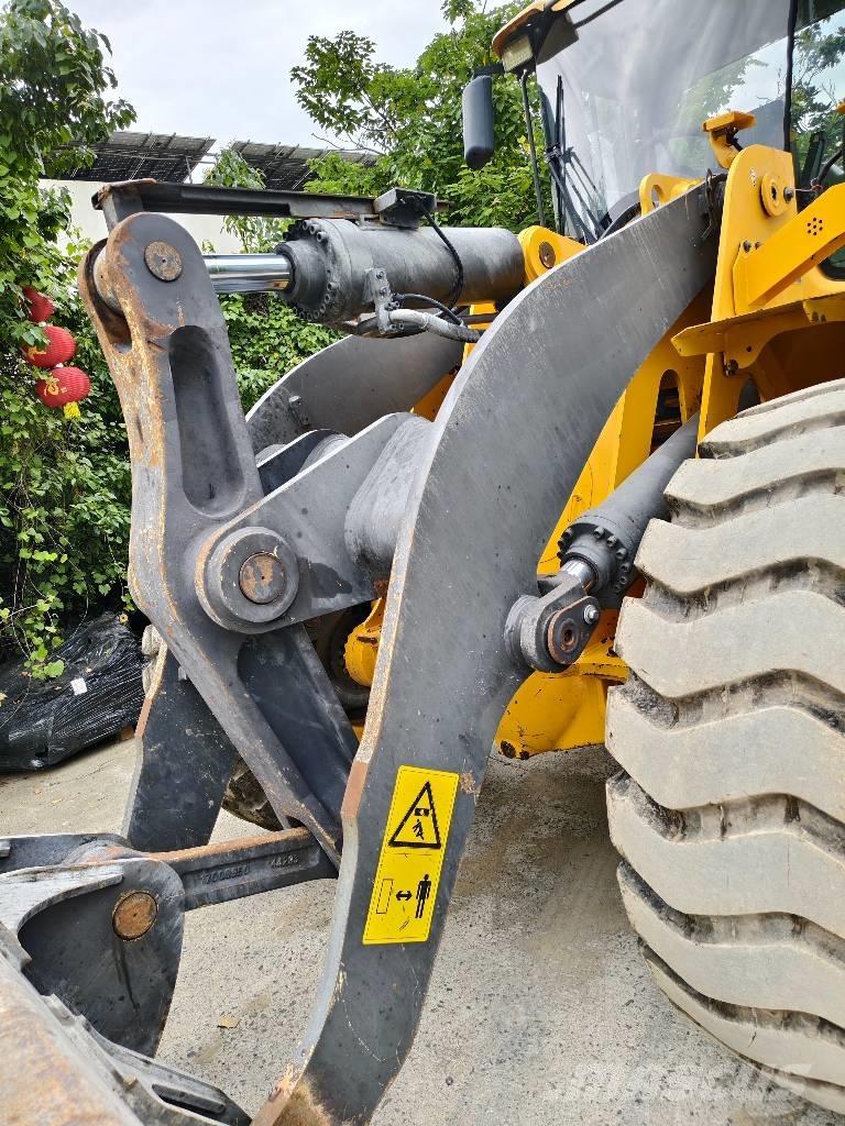 Volvo L 105 轮式装载机