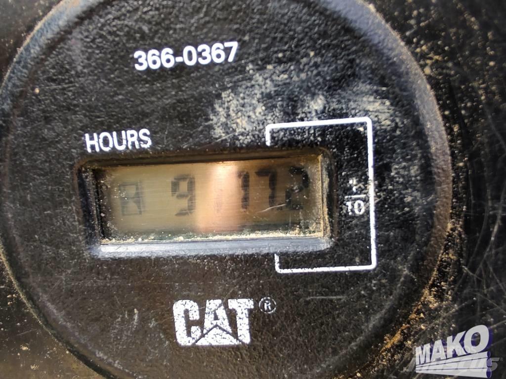 CAT 308 E 2 CR 中型挖掘机