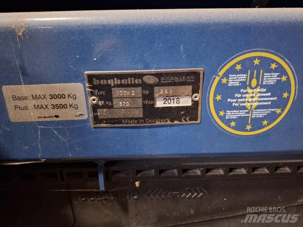 Bogballe M35W 矿物肥料撒播机