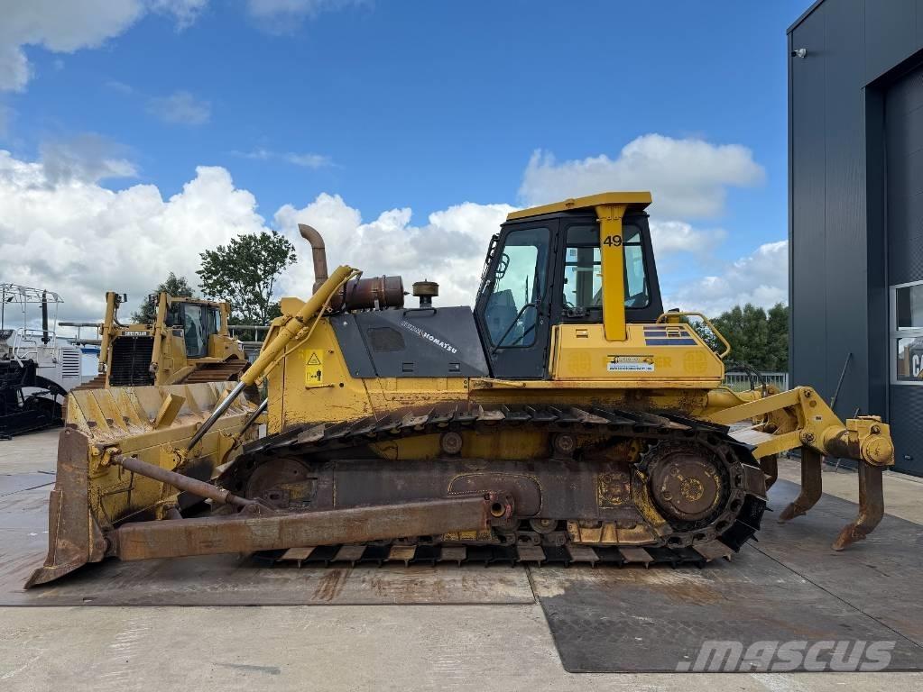 Komatsu D 65 PX-12 履带式推土机