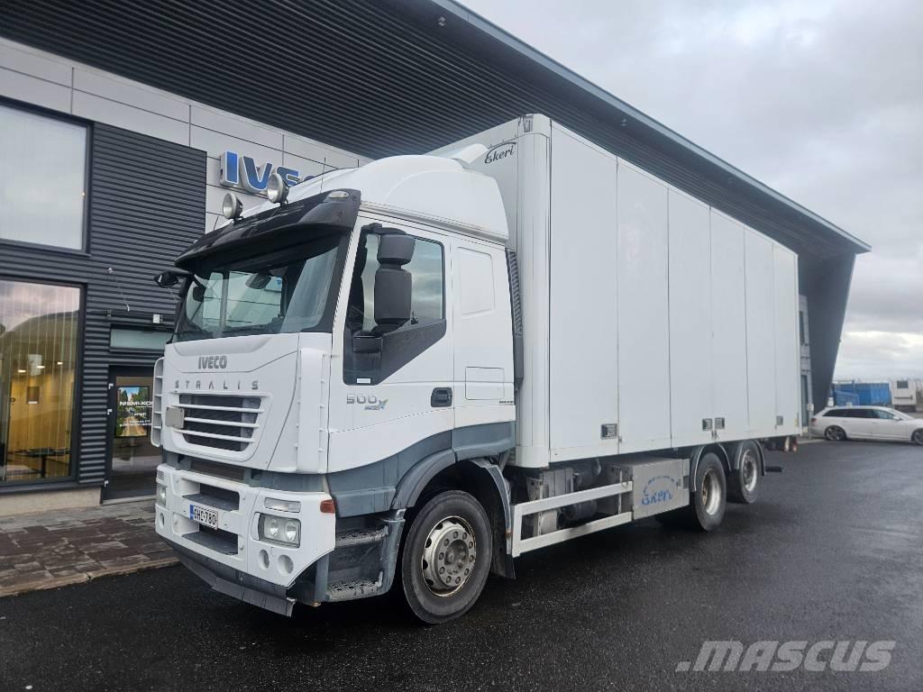 Iveco Stralis 6x2 厢式货车