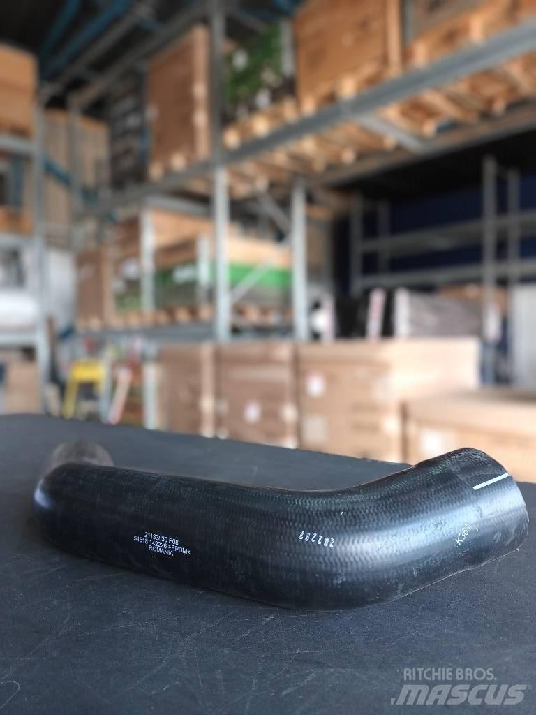 Volvo HOSE 21133830 发动机