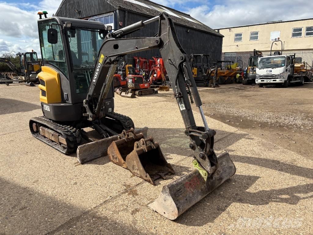 Volvo ECR 25 D 小型挖掘机