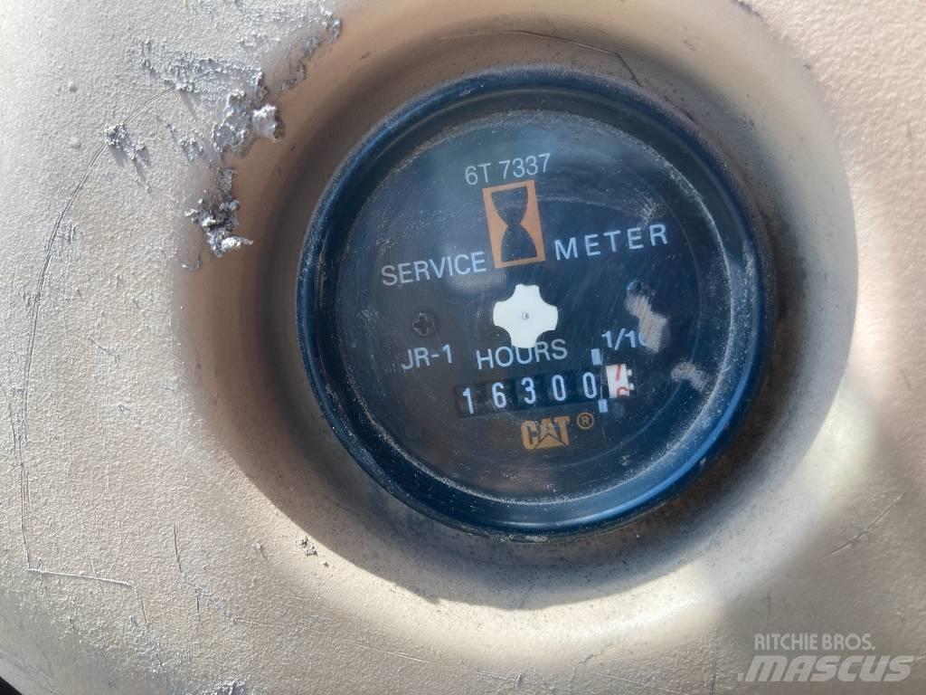 CAT 330 B 履带挖掘机