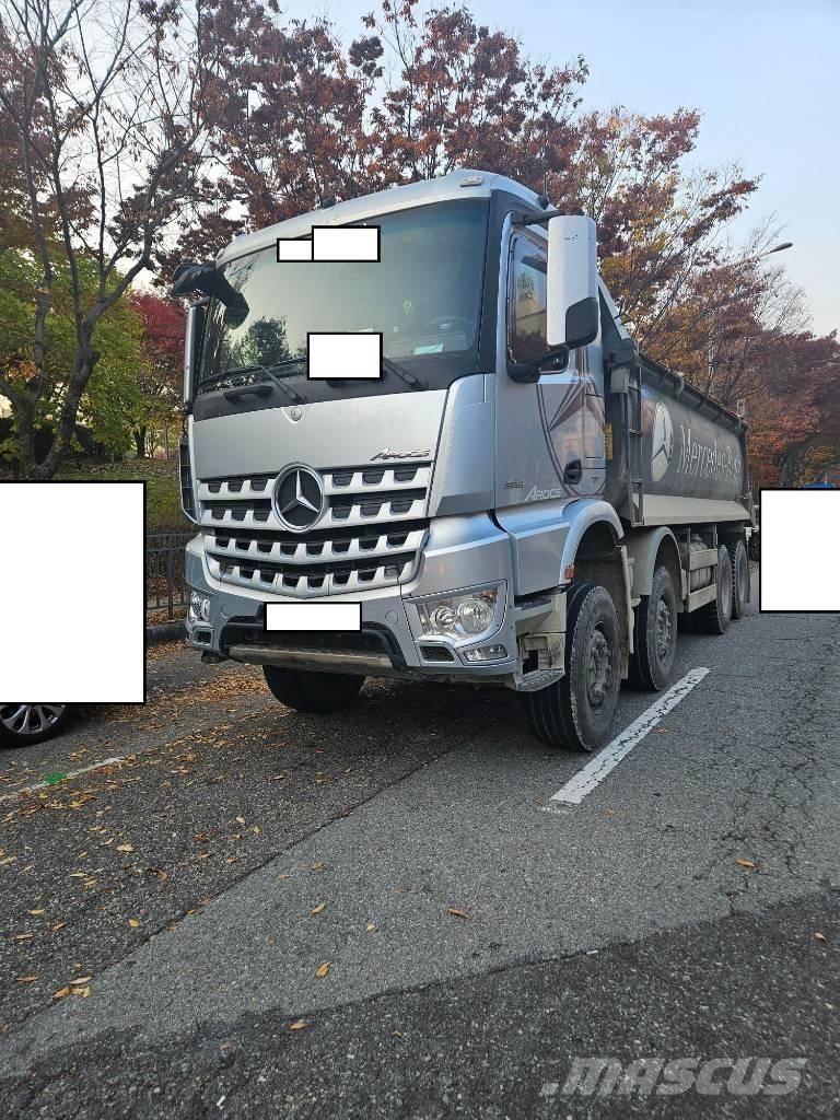 Mercedes-Benz 3951K 翻斗车\公路型自卸车