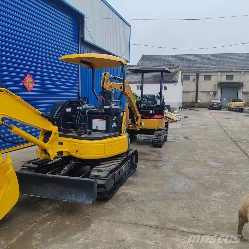 Komatsu PC 30 MR 小型挖掘机
