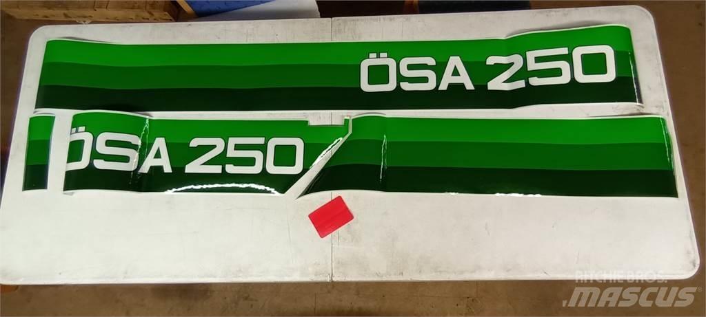 FMG/Ösa 104121 驾驶室与内部