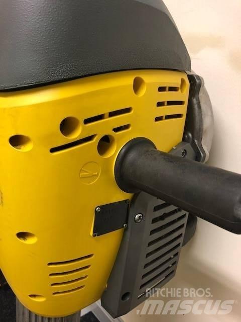 Wacker Neuson BH55rw 破碎锤