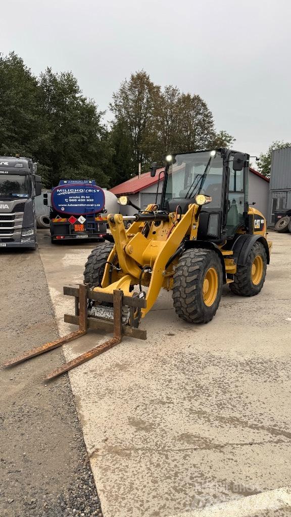 CAT 908 轮式装载机