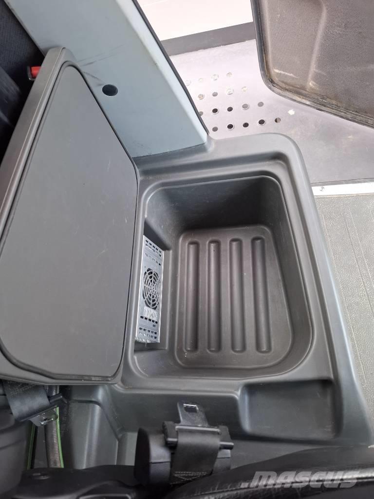 CLAAS Jaguar 950 自走式青贮饲料收割机