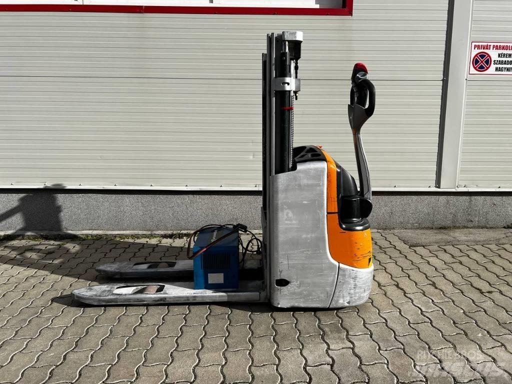 Still EXV 10 手推堆垛车