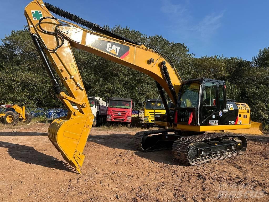 CAT 320 D L 履带挖掘机