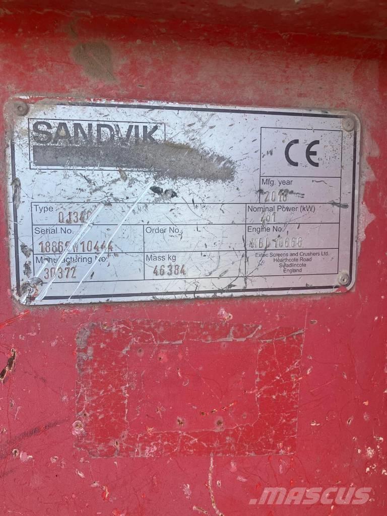 Sandvik QJ 340 移动式破碎机