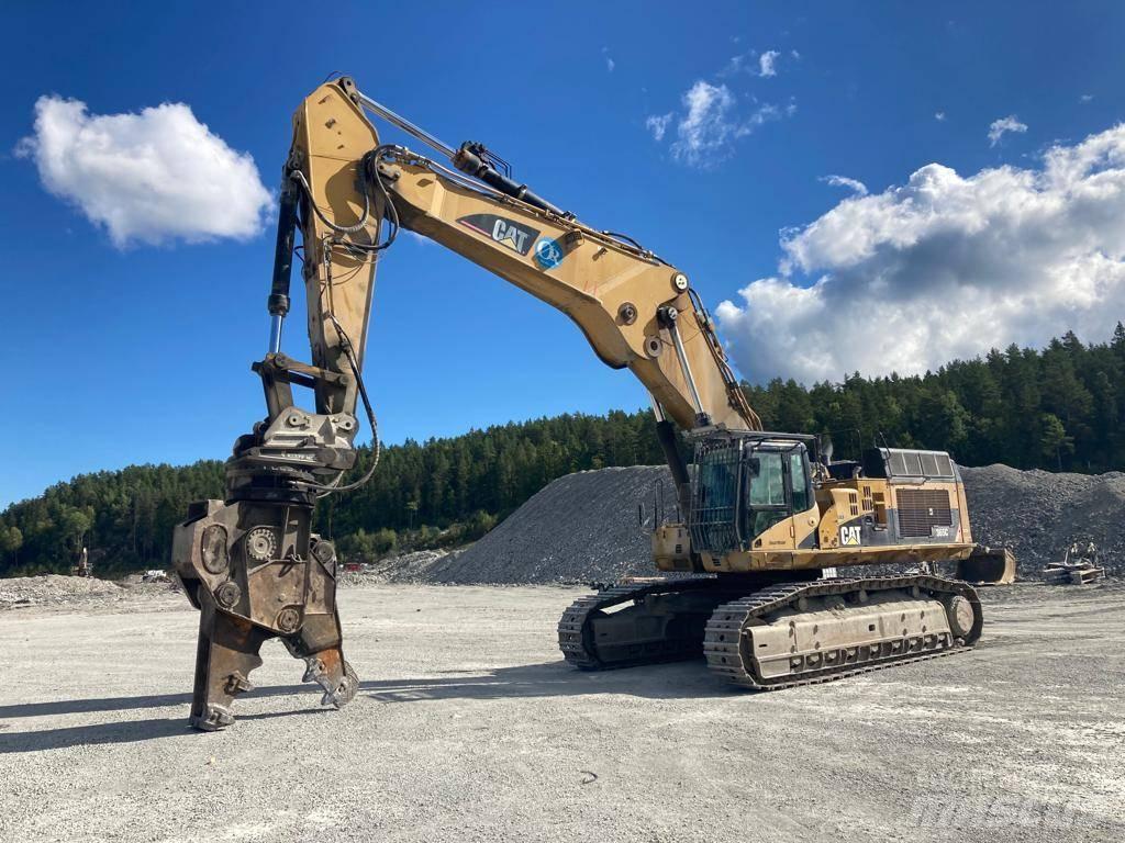 CAT 365 C L UHD/33M 组装挖掘机