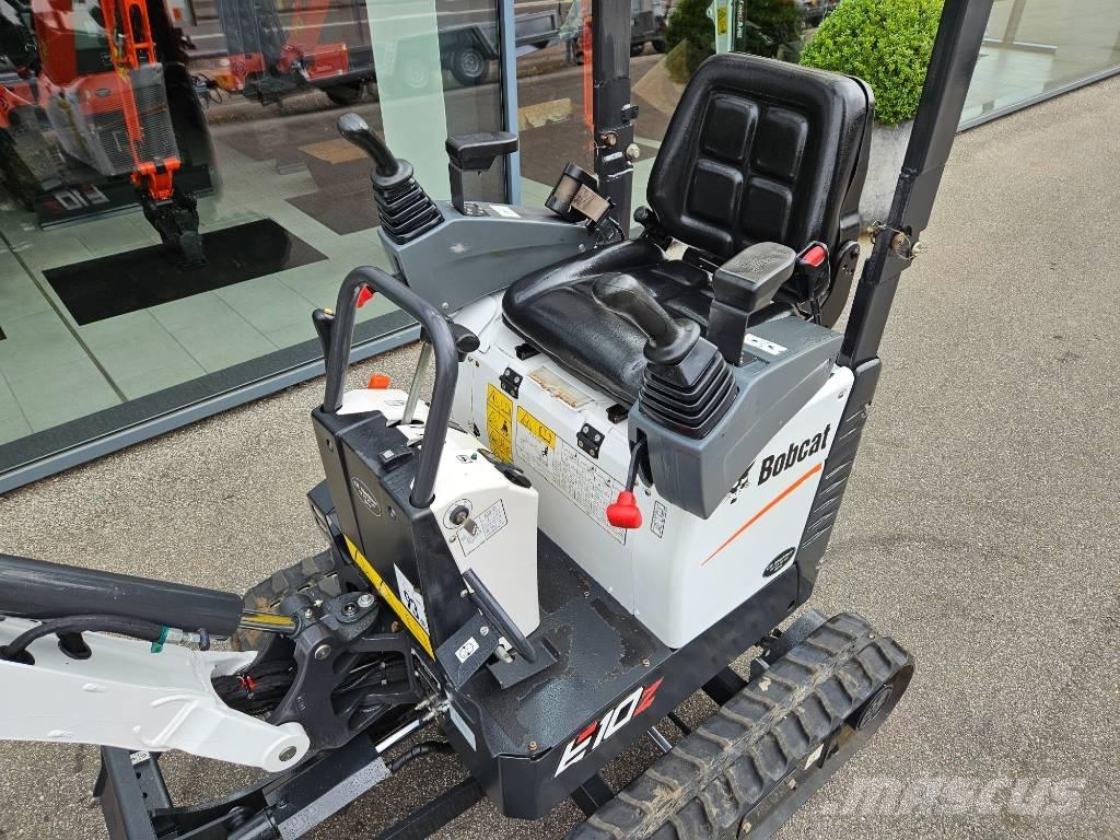 Bobcat E 10 小型挖掘机