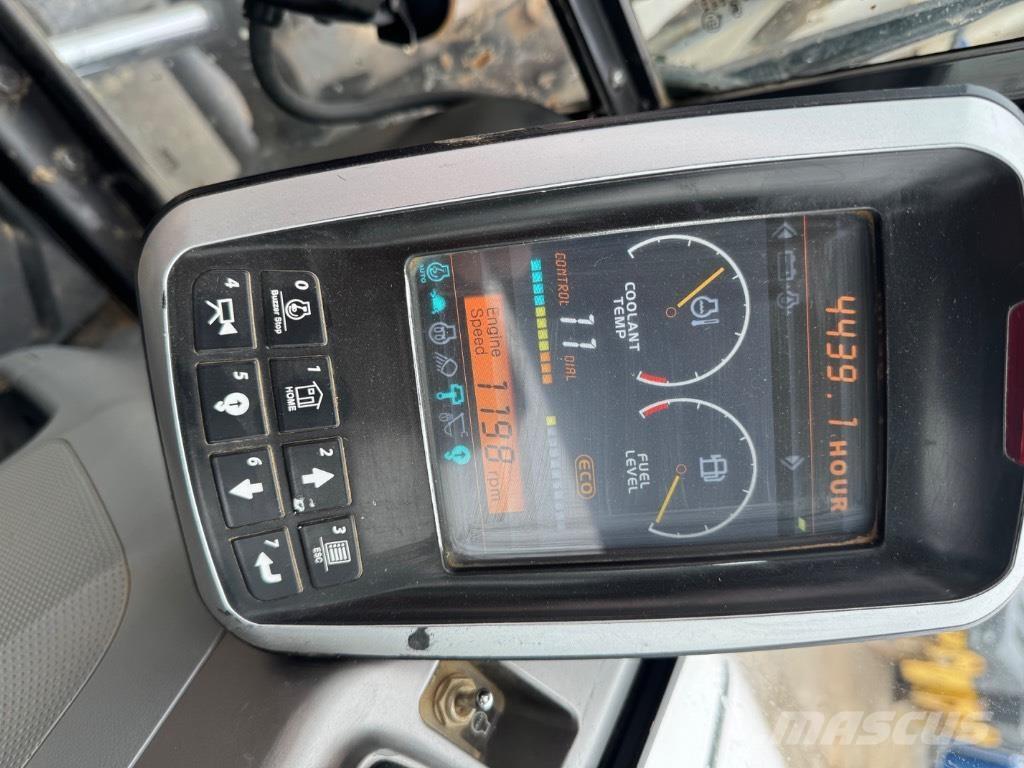 Bobcat E85 (14807) 中型挖掘机