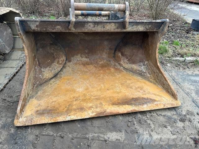 Engcon svenskerskovl 挖斗