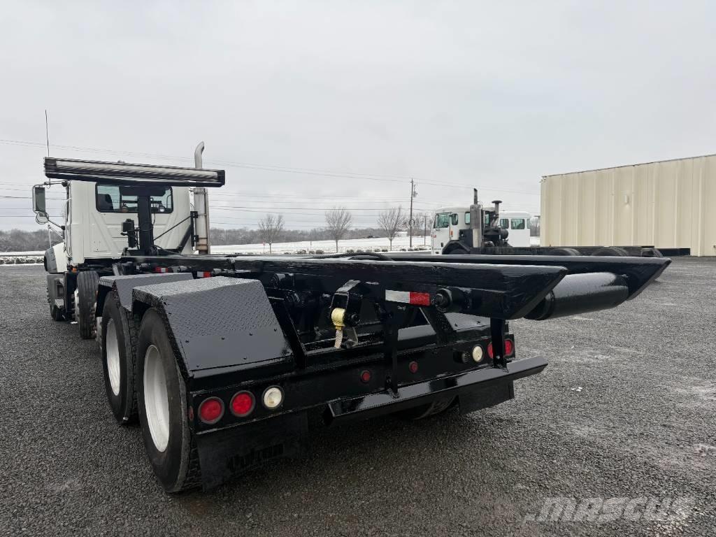 Mack Granite 垃圾车