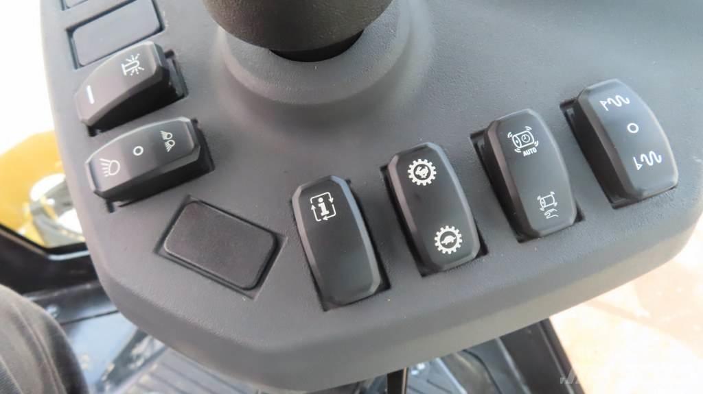 CAT CS11GC 单轮压路机