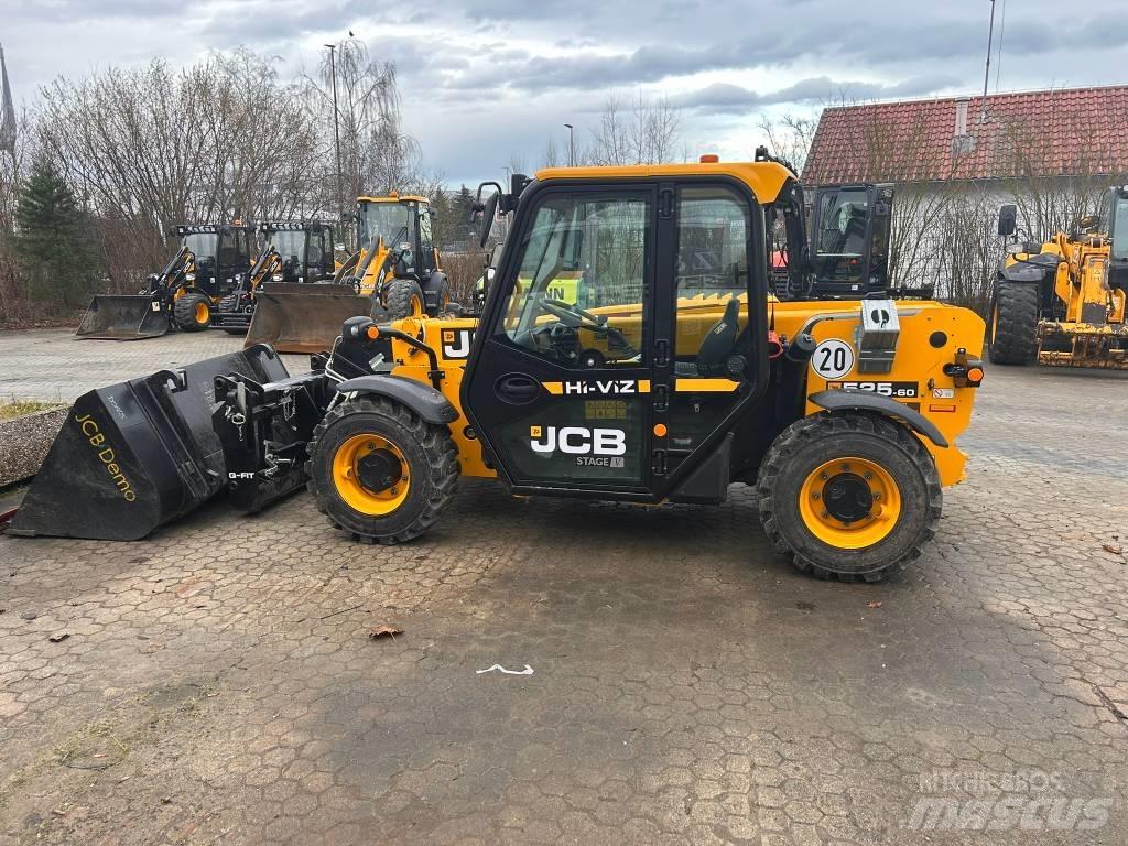 JCB 525-60 Hi-Viz 伸缩臂叉装车|叉装车