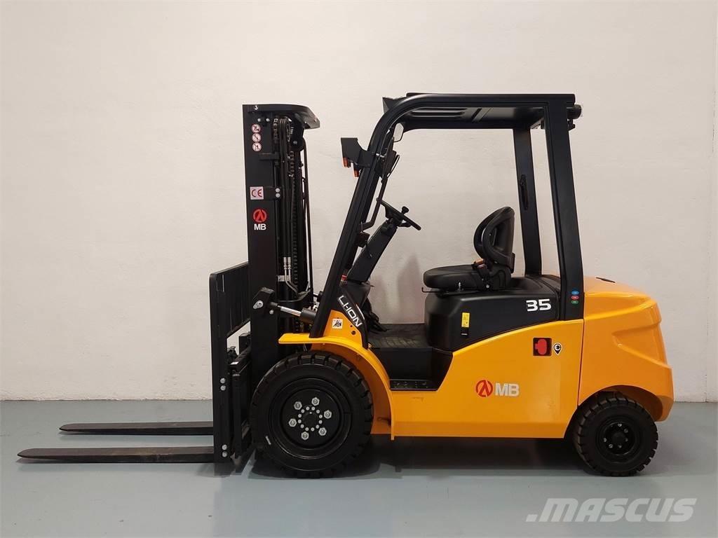  MB Forklift EFL353 电动叉车